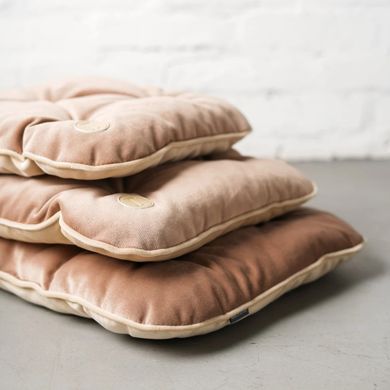 Подстилка подушка для кошек и собак Harley & Cho Velour pillow Tomas Cacao коричневого цвета, размер S