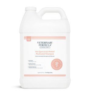 Veterinary Formula Clinical Care Hot Spot&Itch Relief Medicated Shampoo - Ветеринарная Формула Антиаллергенный лечебный шампунь от зуда и раздражения с лидокаином и гидрокартизоном для собак и кошек 3,79 л