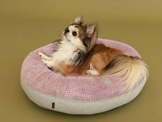 Овальный лежак для собак и кошек Harley & Cho Bagel Pink розового цвета, размер S